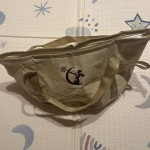 Ceres Chill All-You-Need Washbasin‎ Bag